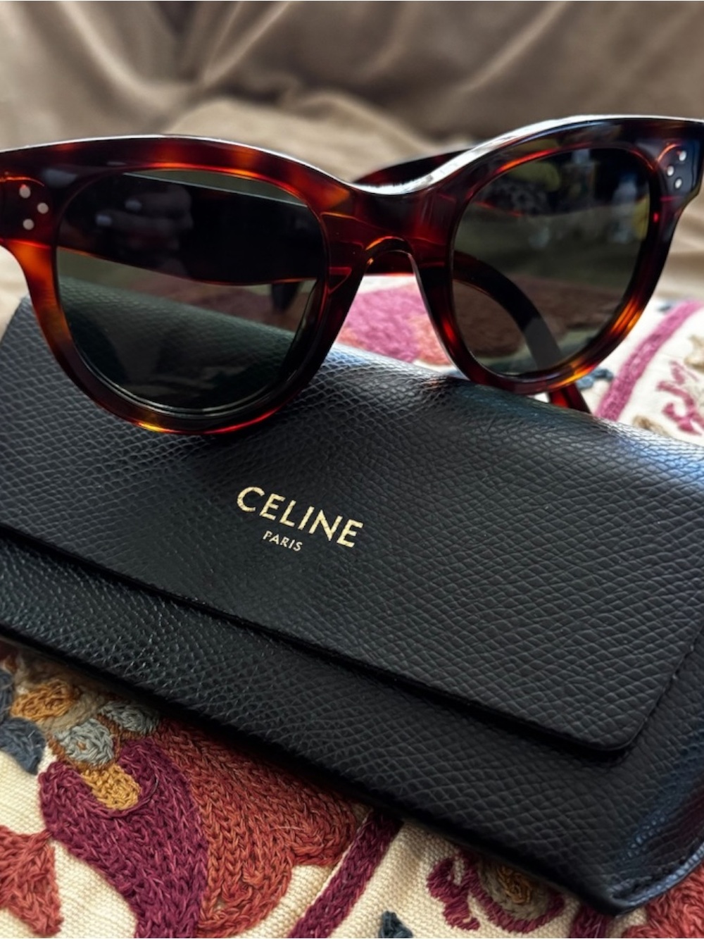 CELINE CL4003IN Baby Audrey Sunglasses in Tortoise and Grey/Green